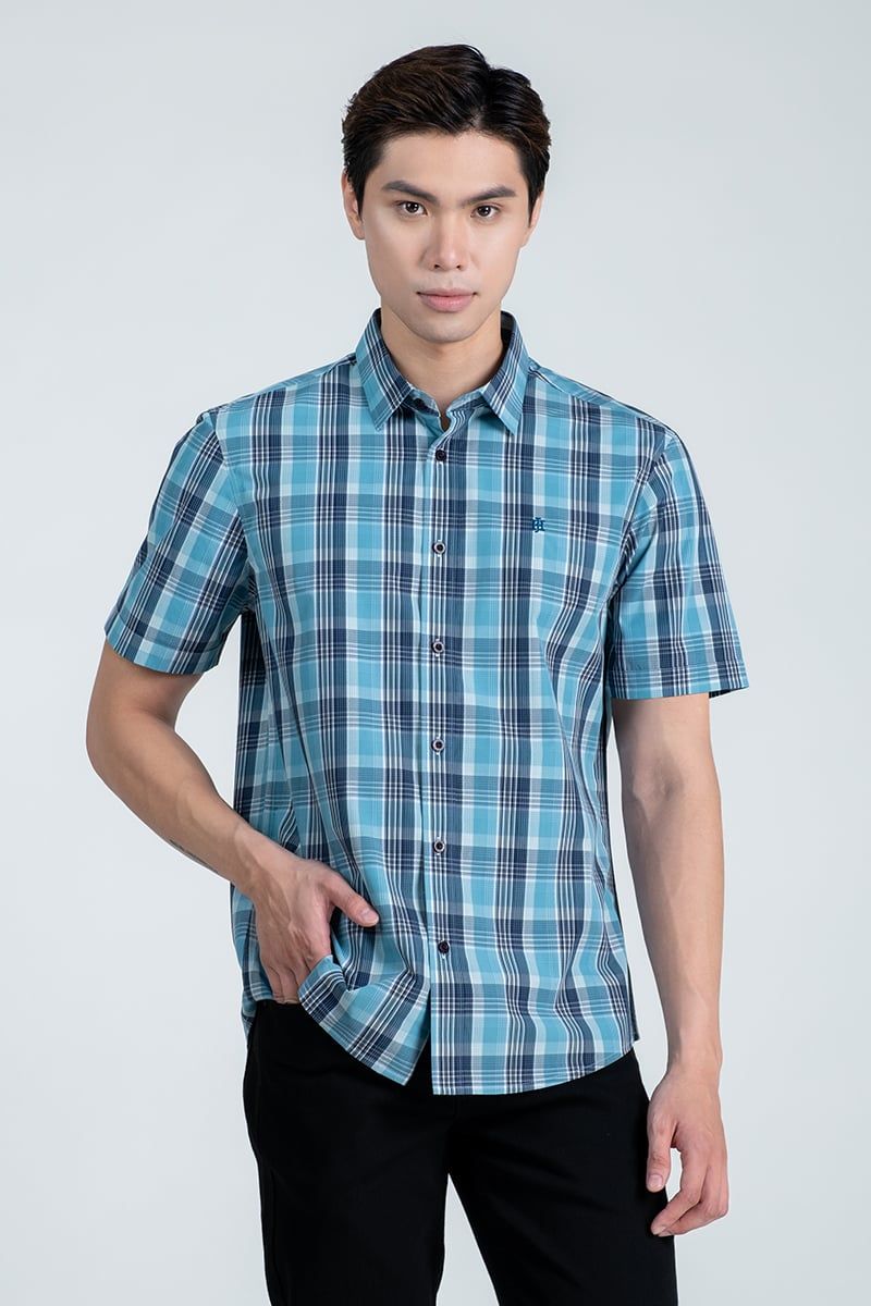 Áo Sơ Mi Tay Ngắn Form Ôm WS24FH84T-SDBB