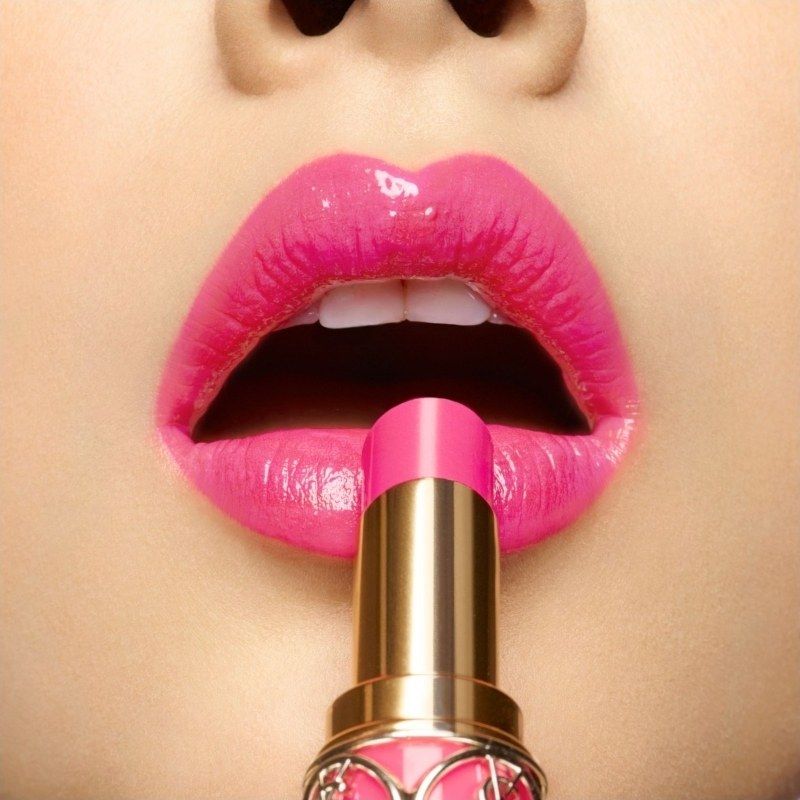 Son YSL Rouge Volupté Shine Oil-in-Stick 52 Trapeze Pink