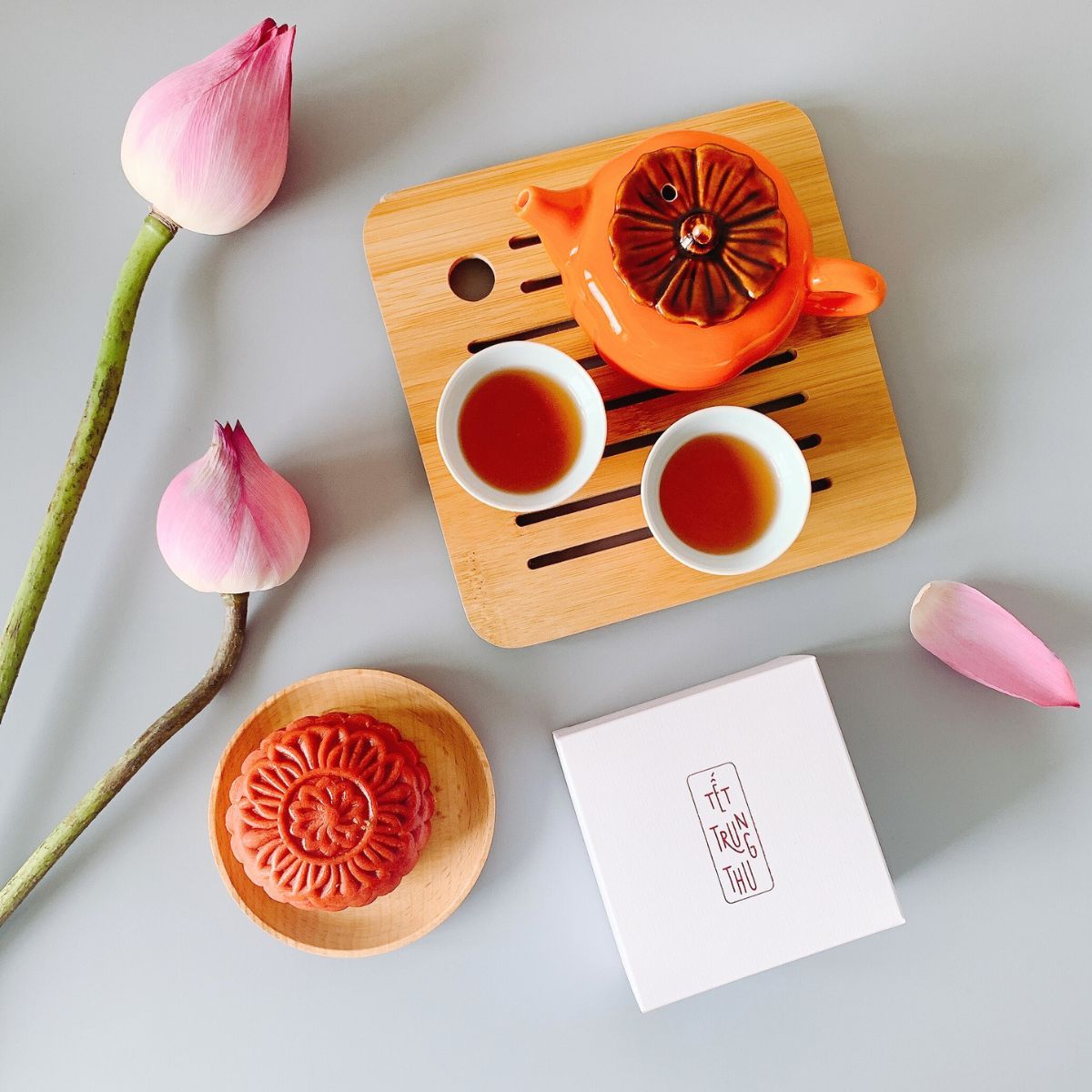Bánh trung thu handmade - hộp gỗ Sen 04