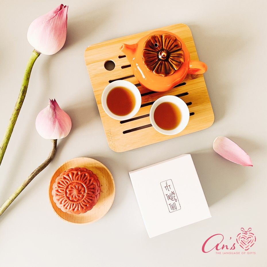 Bánh trung thu handmade - Thập cẩm sò điệp sốt Hongkong