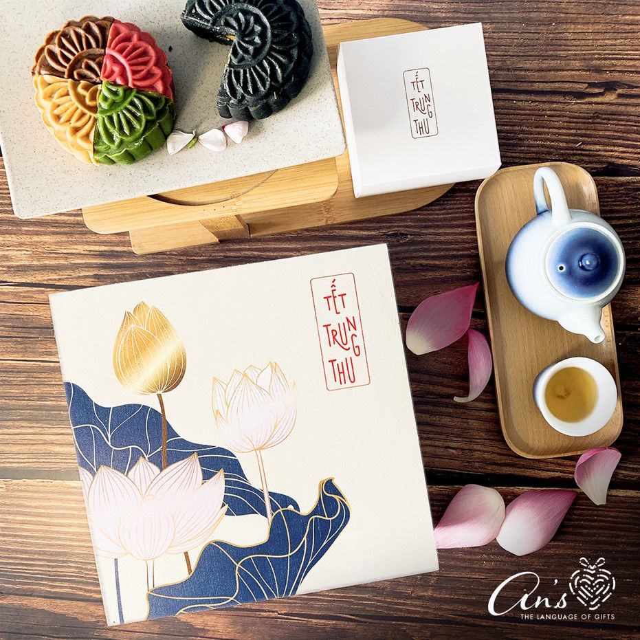 Bánh trung thu - hộp 4 bánh- Sen01