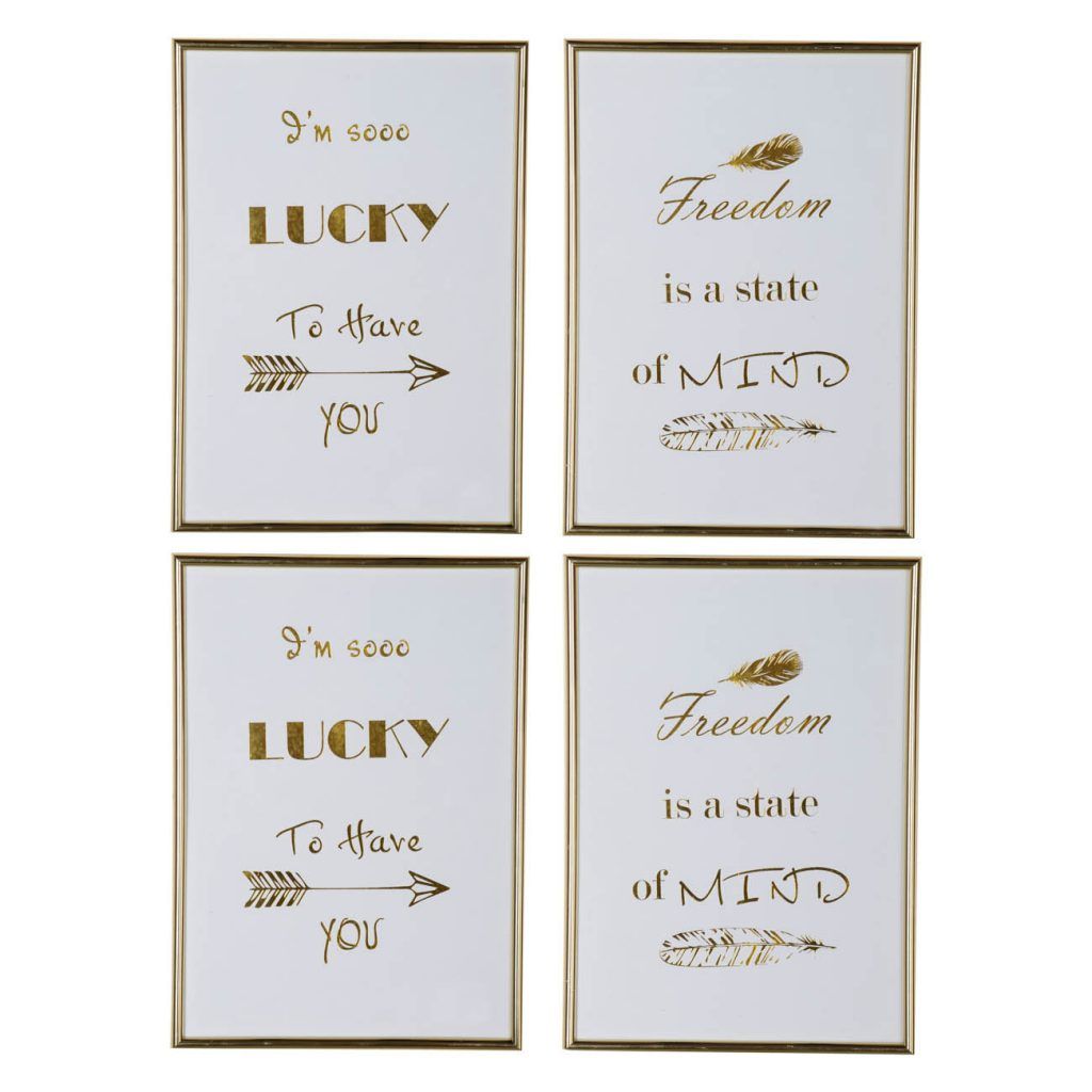 Trang trí treo tường vuông có chữ 4t/b