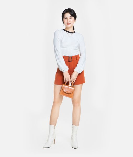 Quần short ống đứng