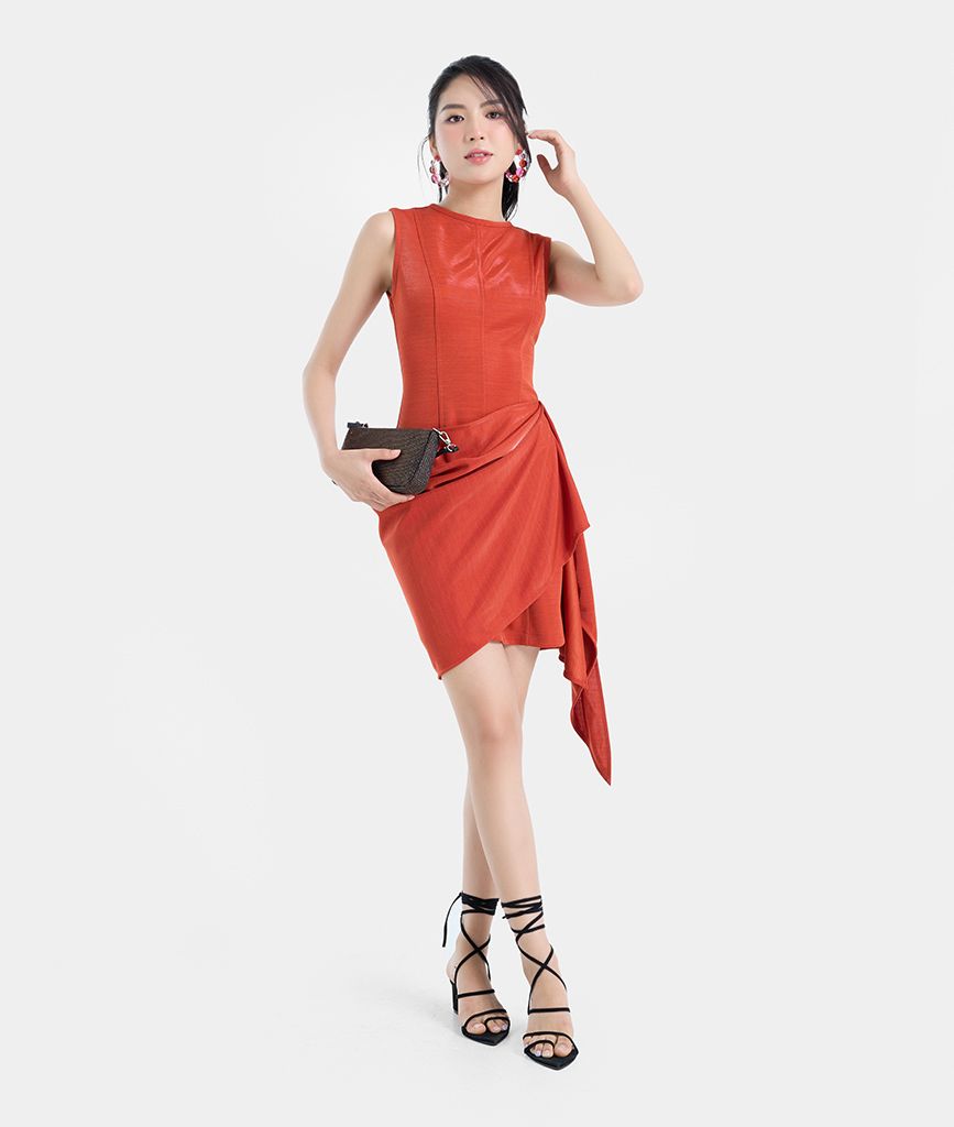 Đầm ngắn kiểu choàng khăn