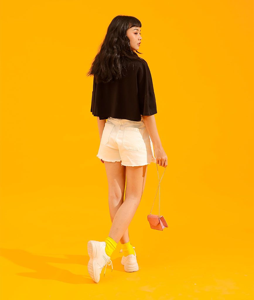 Áo thun croptop in cá sấu