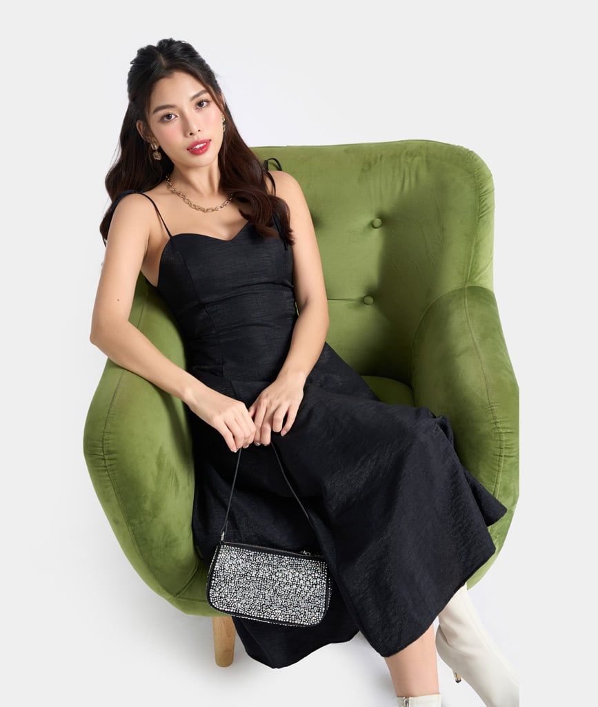 Đầm 2 dây dài buộc nơ vai