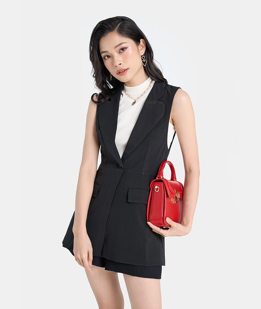 Khoác vest form ôm không tay