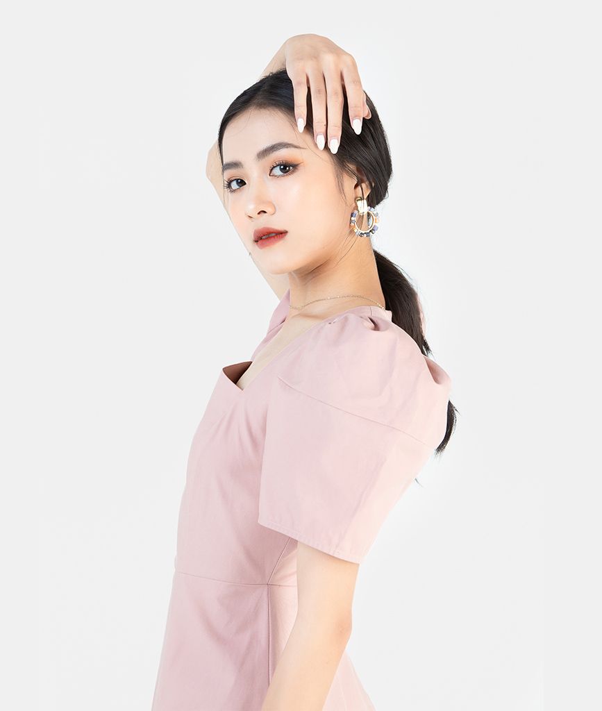 ĐẦM MINI TAY PHỒNG CỔ VUÔNG