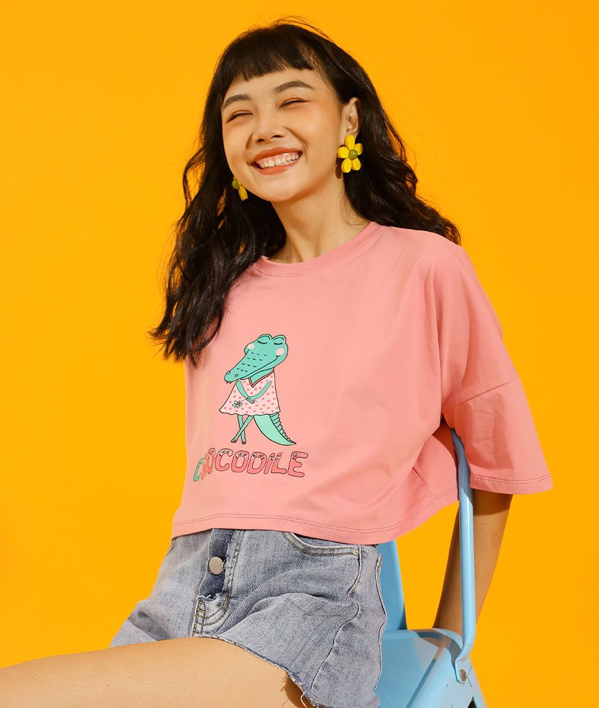 Áo thun croptop in cá sấu