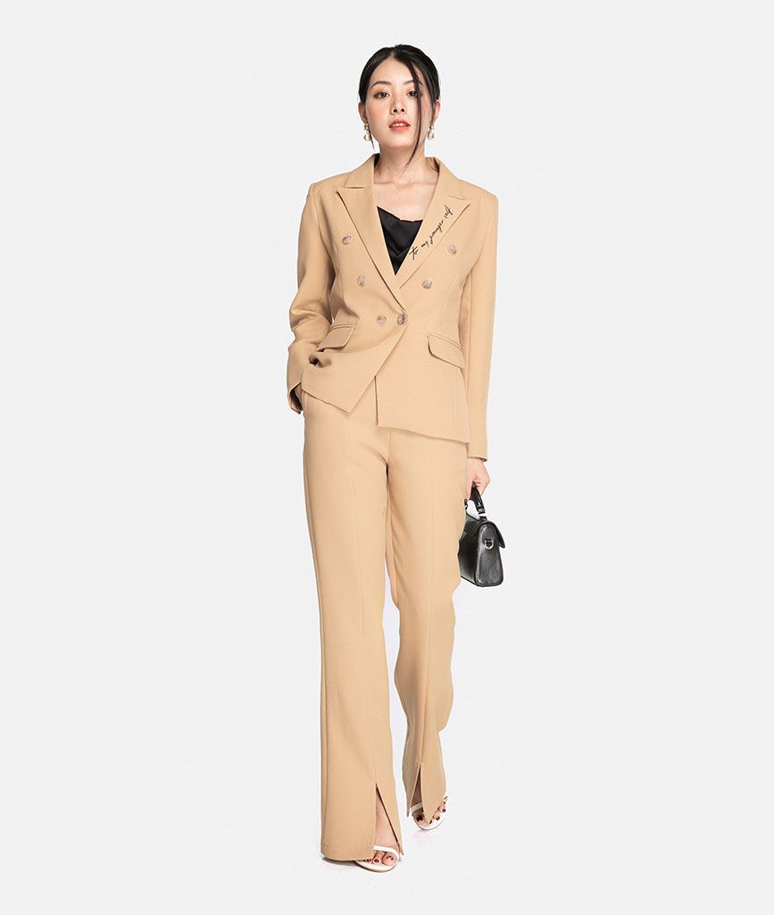 Khoác blazer 2 hàng nút