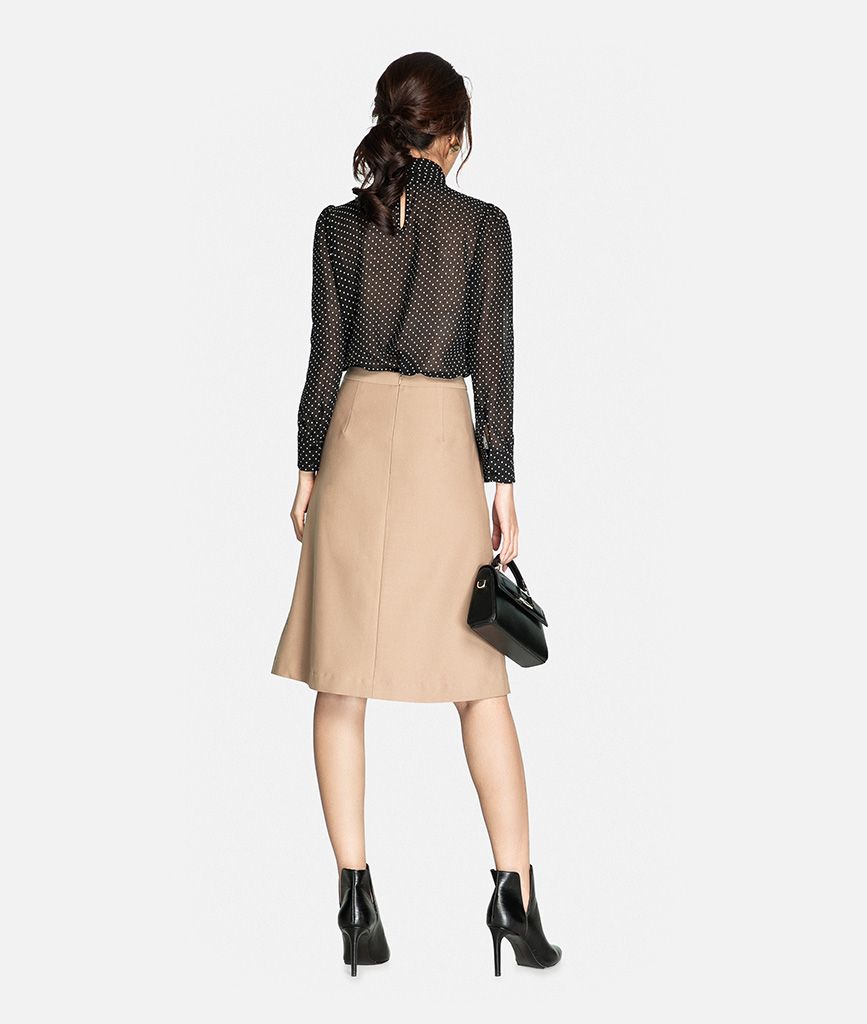 Váy midi xếp ply giữa