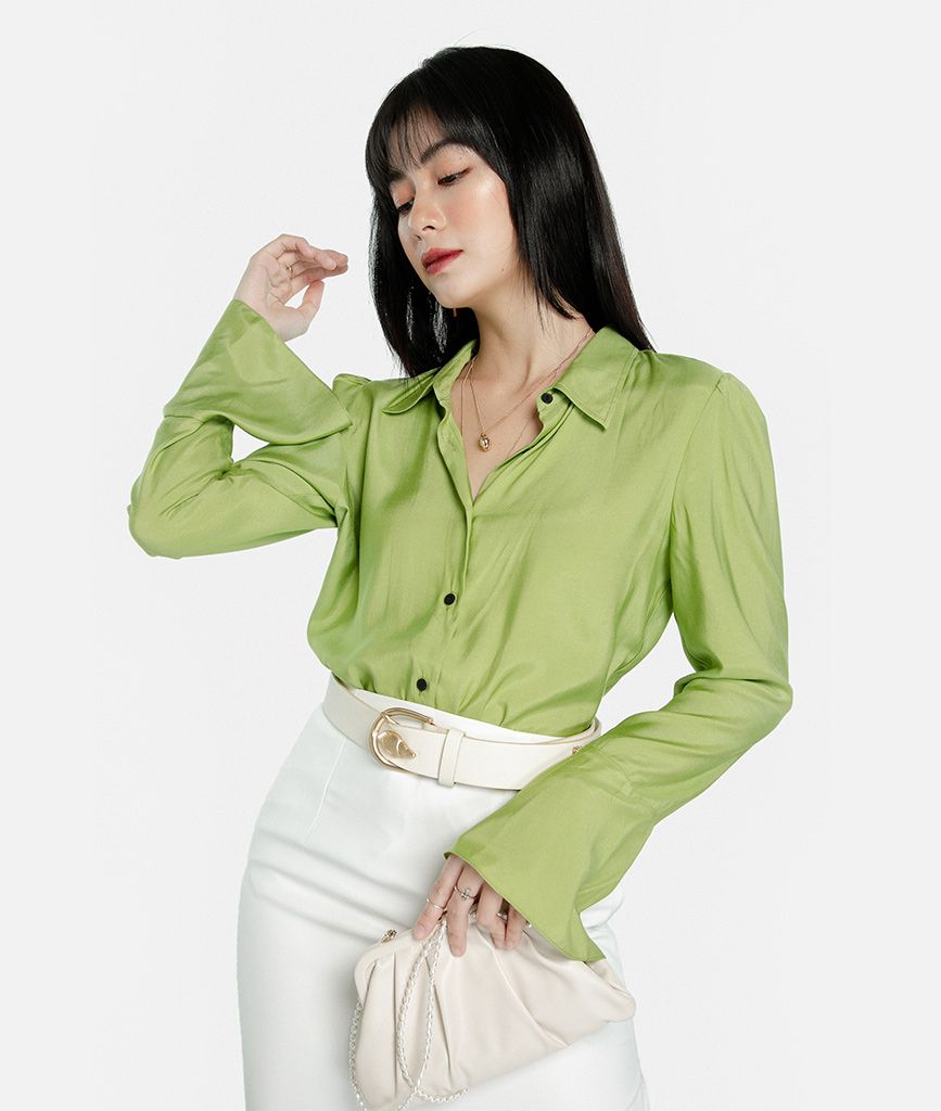 Áo sơ mi lụa tay loe