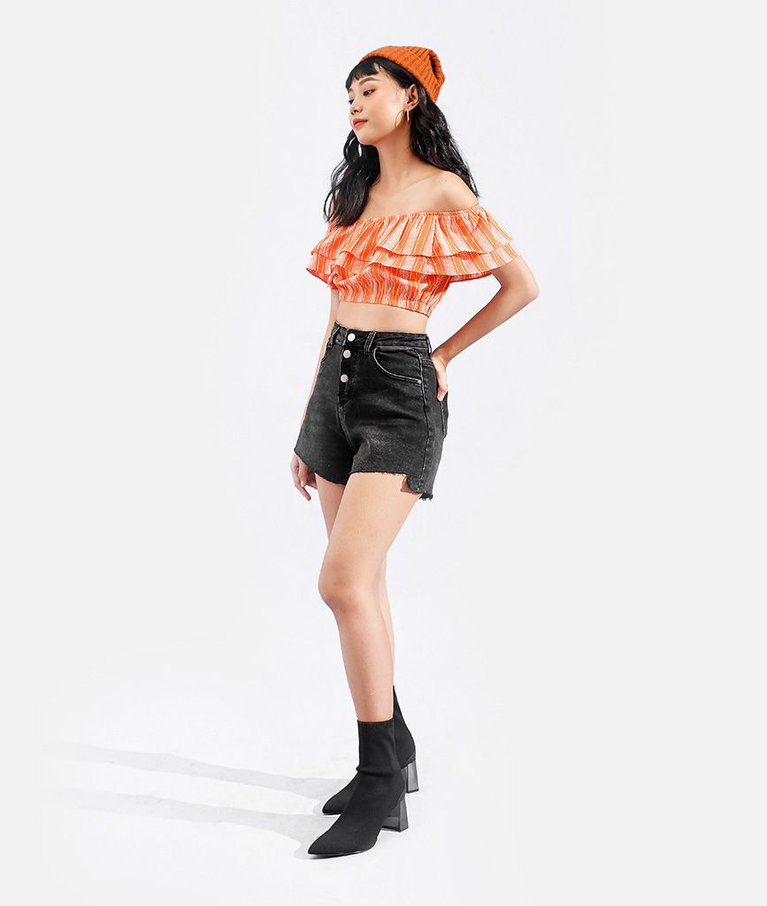Áo croptop bẹt vai