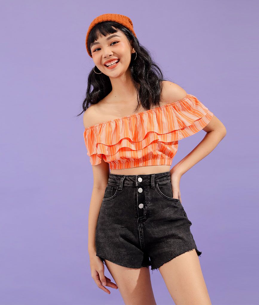 Áo croptop bẹt vai