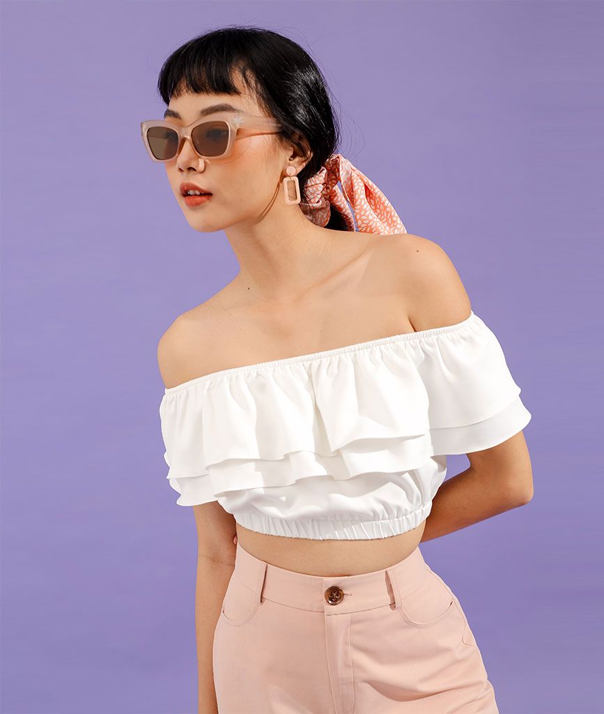 Áo croptop bẹt vai