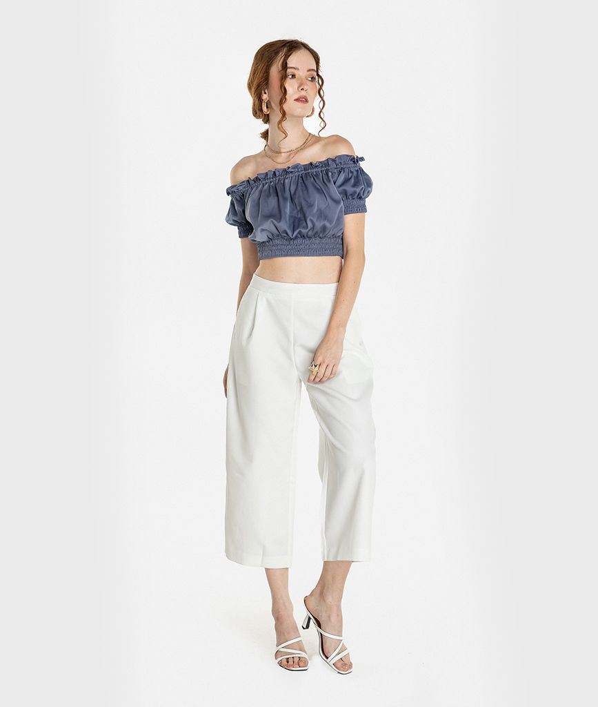 Áo croptop bẹt vai lụa bóng