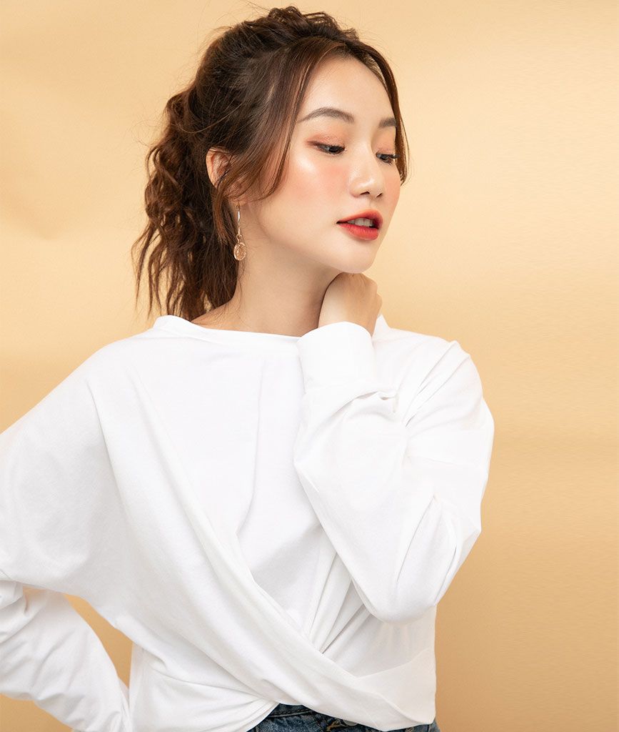 Áo thun xoắn eo