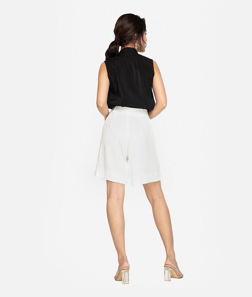 Short tailor dáng A xếp ly
