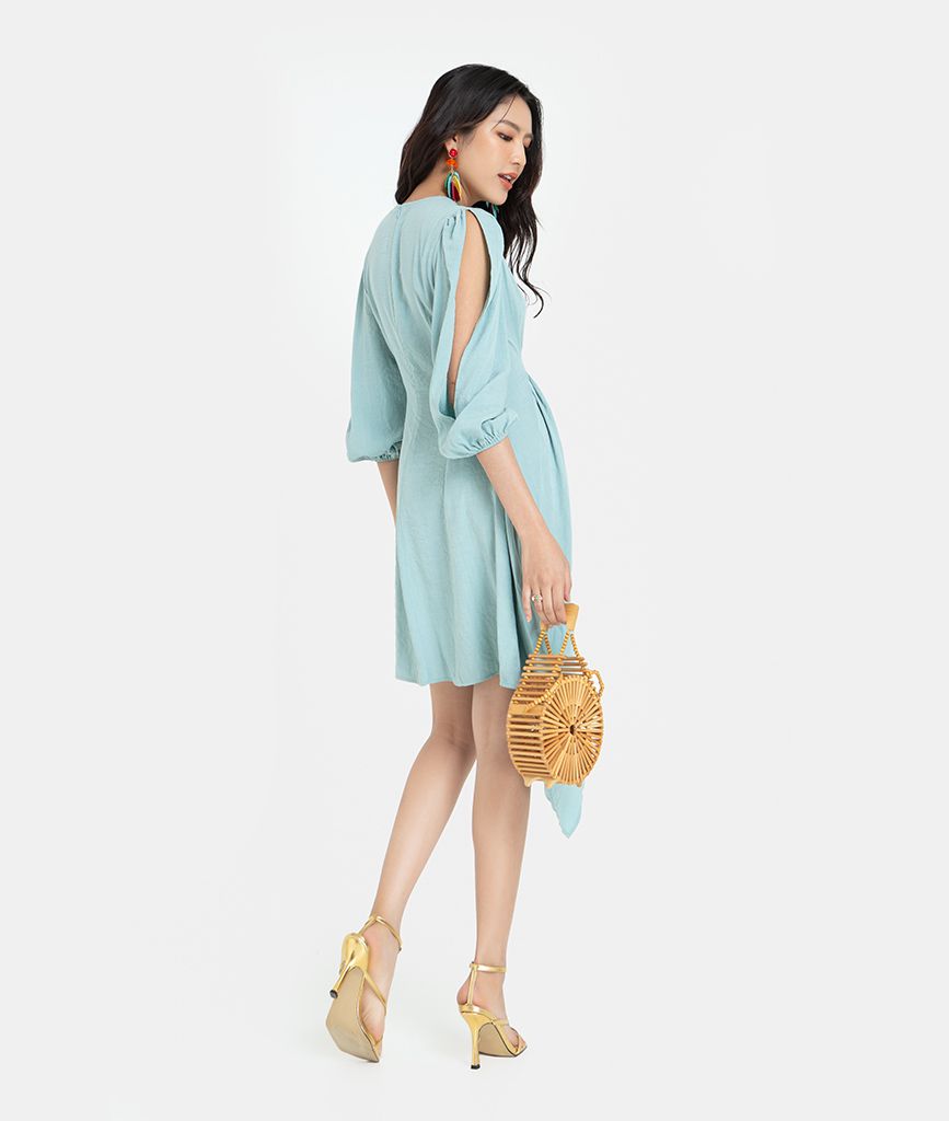 ĐẦM NHÍU EO TAY DÀI XẺ