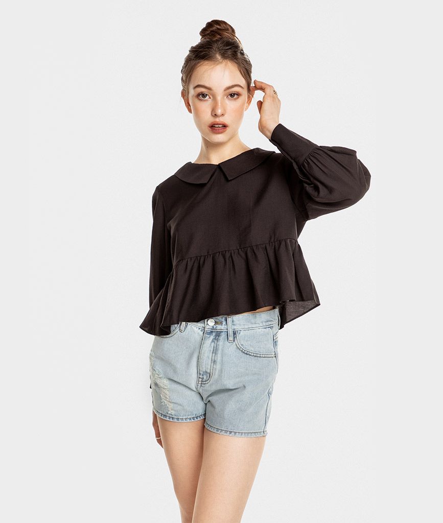 Quần short rách lai