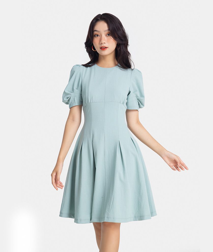 Đầm A tùng xếp ply