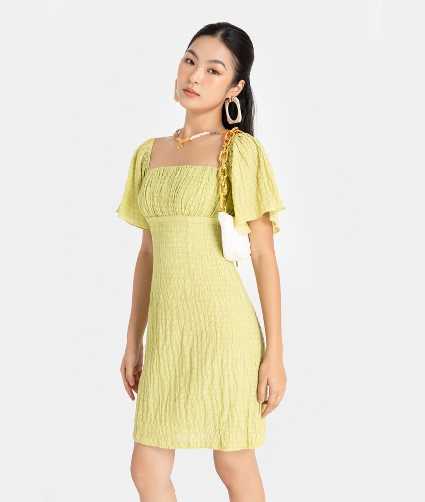 Đầm ôm nini cổ vuông tay xòe