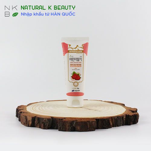 REFRESH & CLEAN STRAWBERRY FOR KID - Kem đánh răng vị dâu cho bé