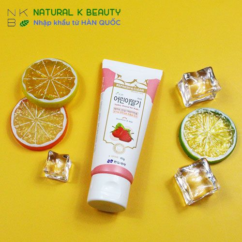 REFRESH & CLEAN STRAWBERRY FOR KID - Kem đánh răng vị dâu cho bé
