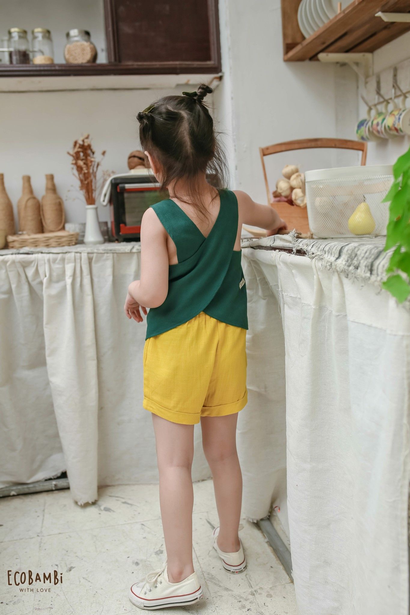 Quần shorts linen bé gái