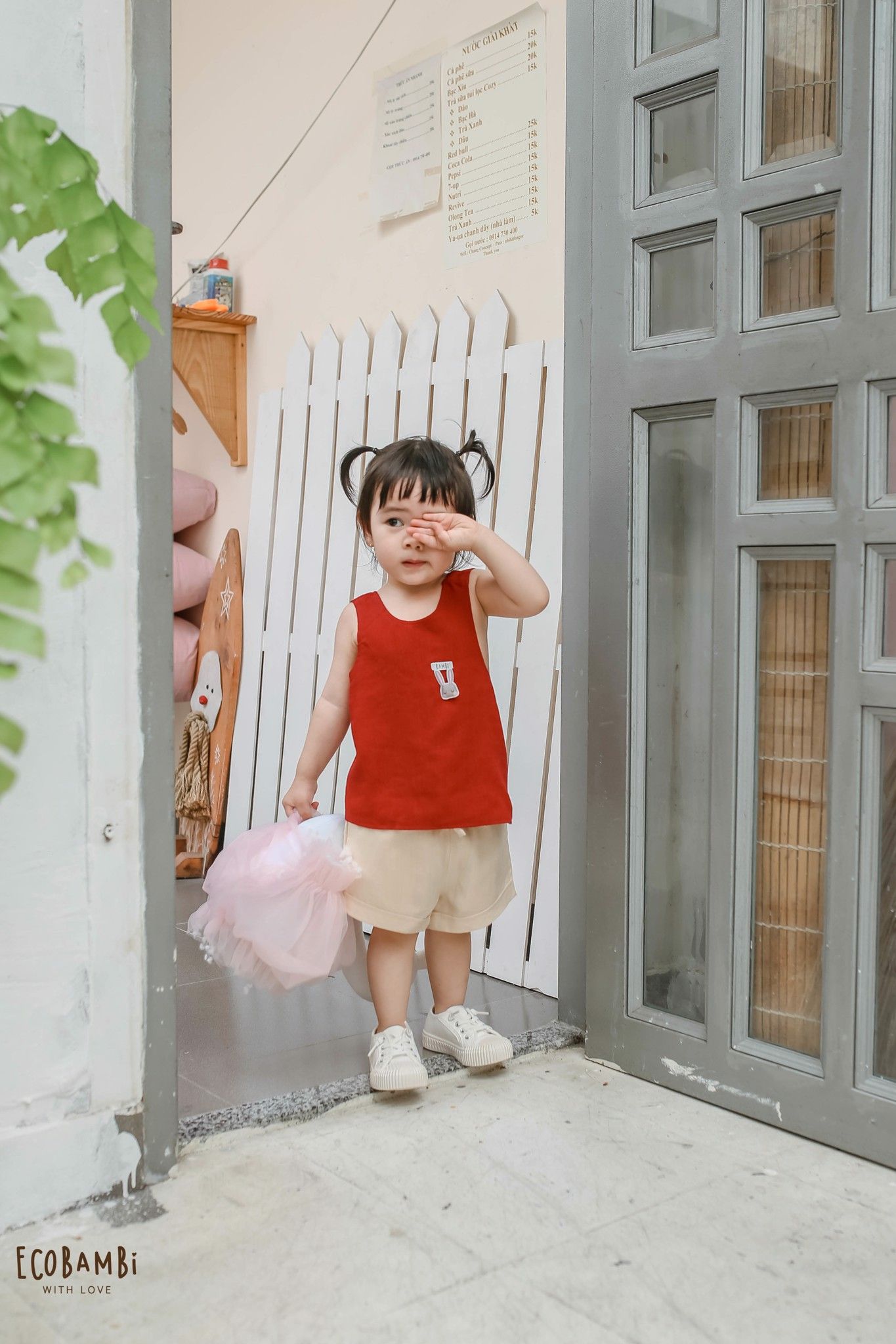 Quần shorts linen bé gái