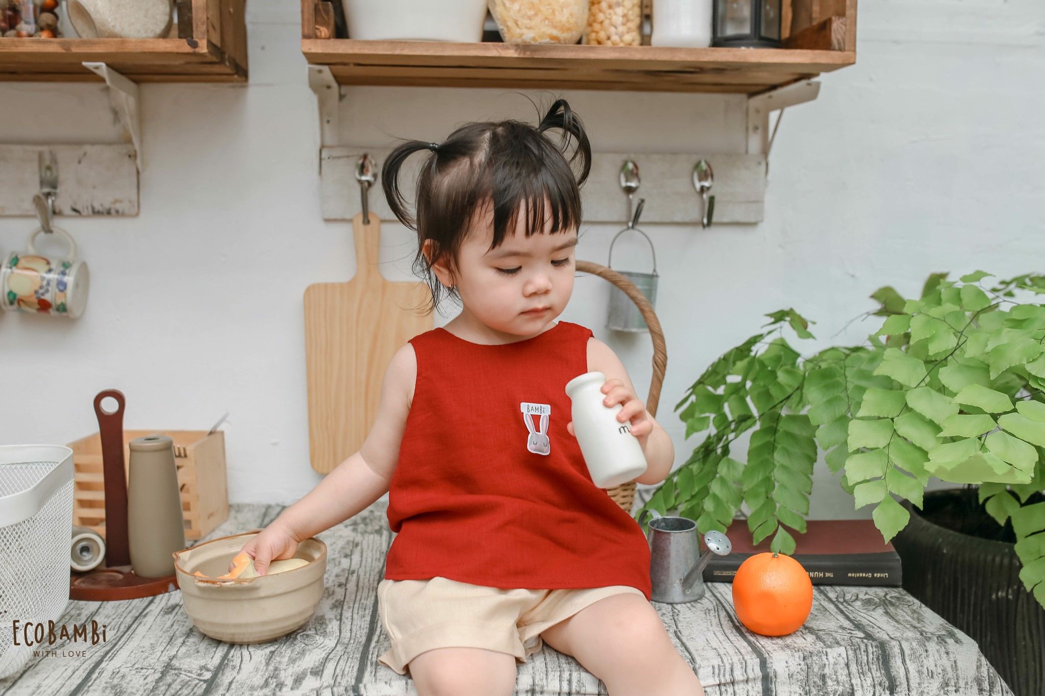 Áo linen đắp chéo lưng bé gái