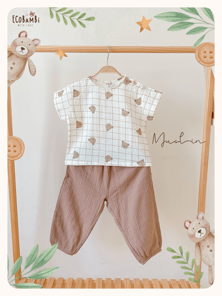 Bộ cotton Muslin Unisex TAY NGẮN, QUẦN THỤNG phong cách Hàn Quốc in hoạ tiết Gấu trứng ốp la, Gấu caro và Gấu dâu cho bé - BB-23BO023 - 8935334000582