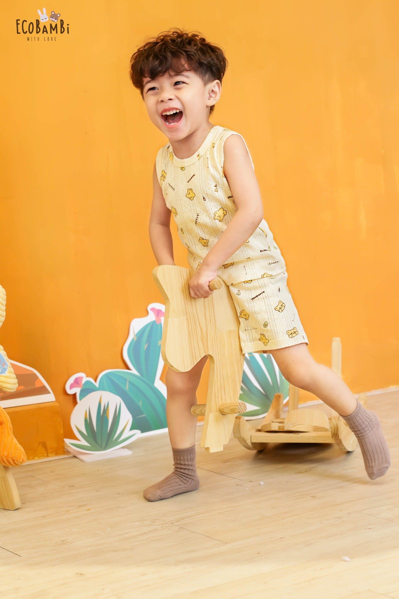 Bộ thun thông hơi cotton Hàn Quốc bé trai SÁT NÁCH, QUẦN SHORT kiểu dệt Jacquard in hoạ tiết Gấu - 8935334000537