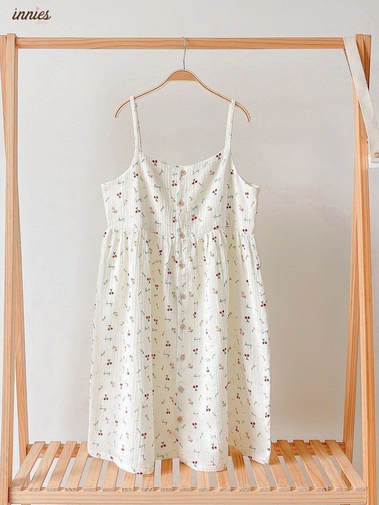 Đầm 2 dây cotton muslin, nút cài giữa, dáng xoè đáng yêu mặc nhà cho nữ Innies - IN-23DAMNU002 - 8935334000919