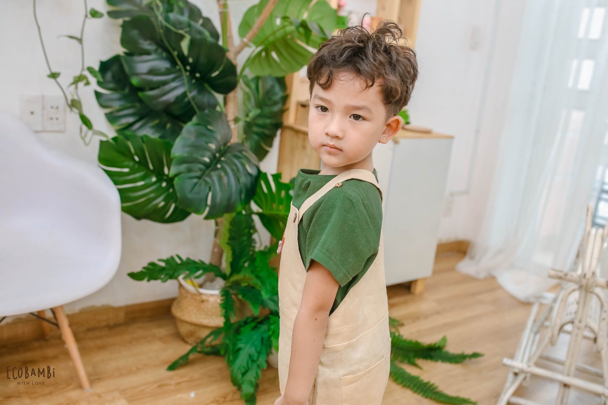 Áo linen cổ tròn phối nút vai unisex