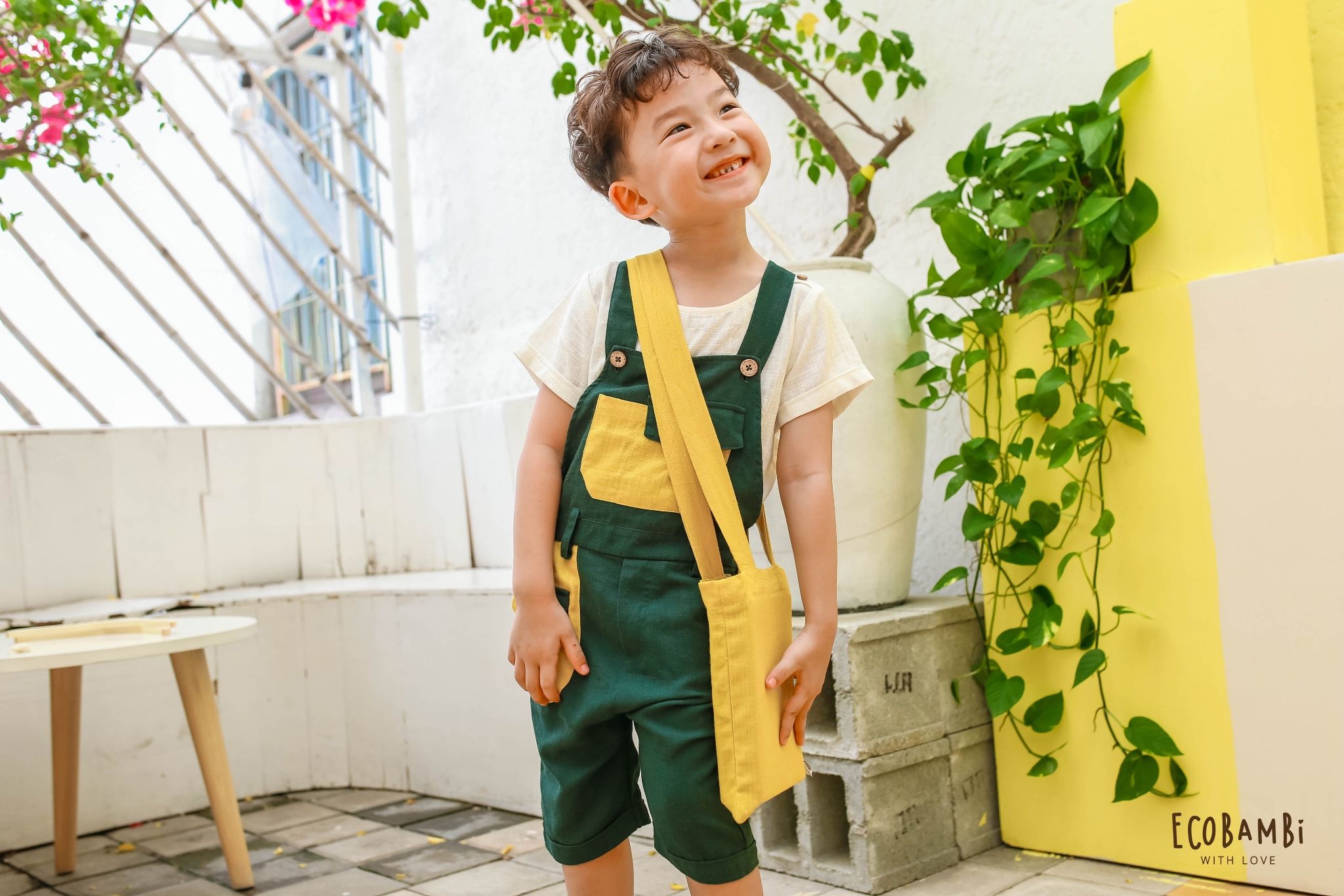 Jumpsuit linen quần lửng phối màu bé trai
