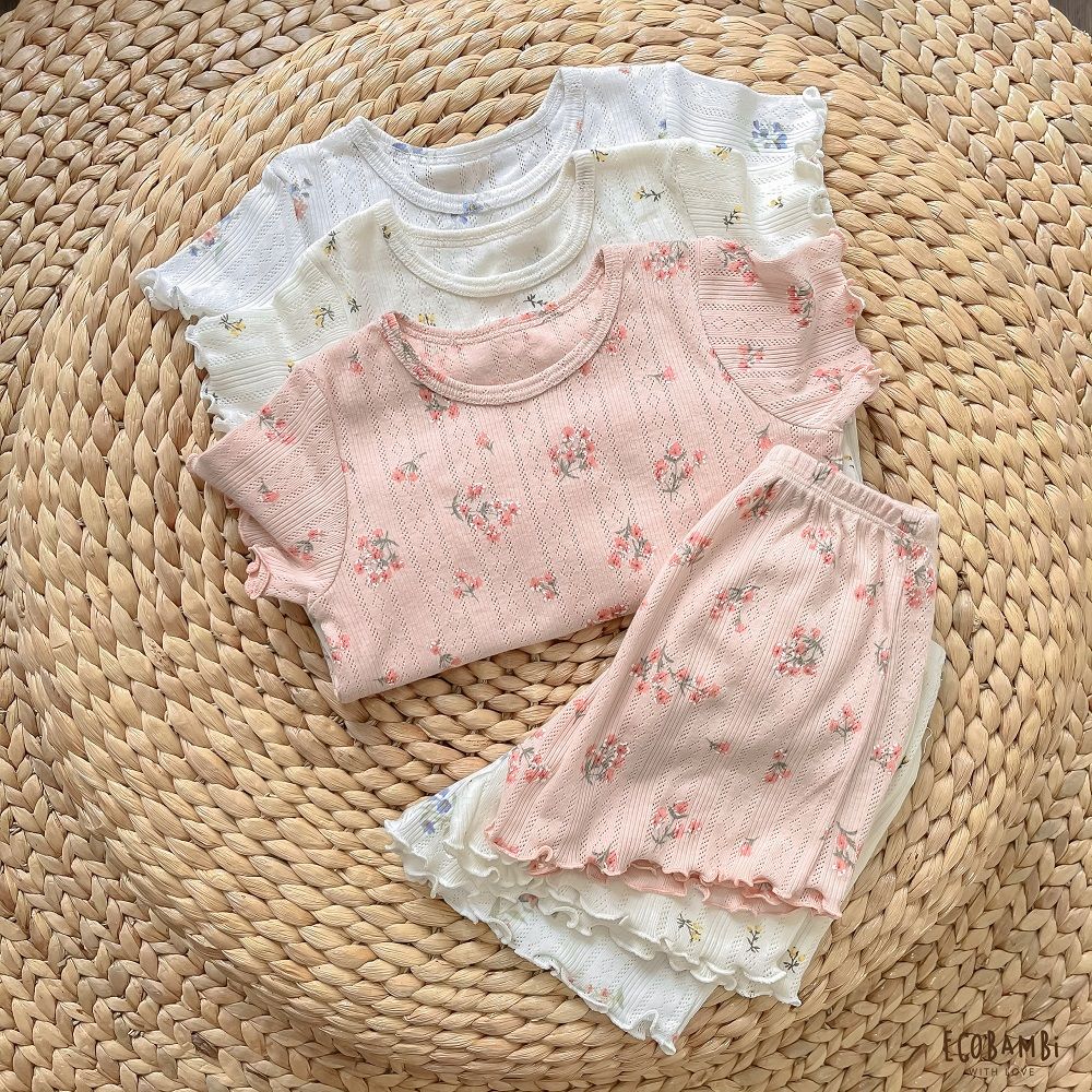 Bộ thun cotton Hàn bé gái tay ngắn kiểu dệt jacquard hoa nhí Ecobambi
