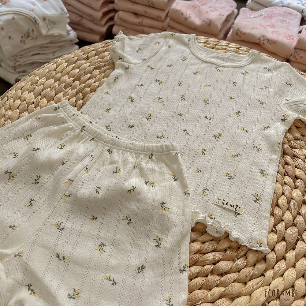 Bộ thun cotton Hàn bé gái tay ngắn kiểu dệt jacquard hoa nhí Ecobambi
