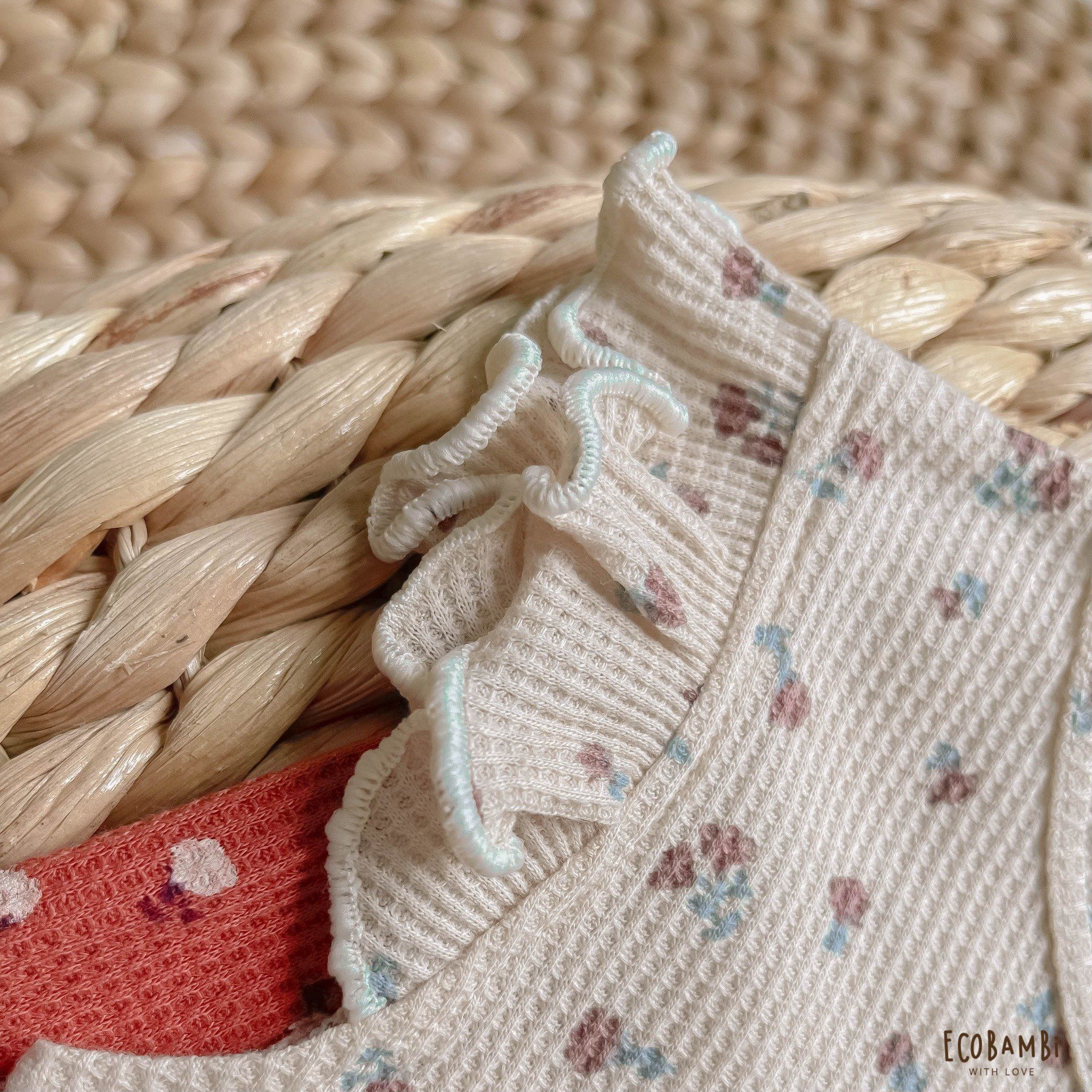 Bộ cotton thun Hàn bé gái TAY CÁNH TIÊN kiểu dệt Waffle hoa nhí Ecobambi