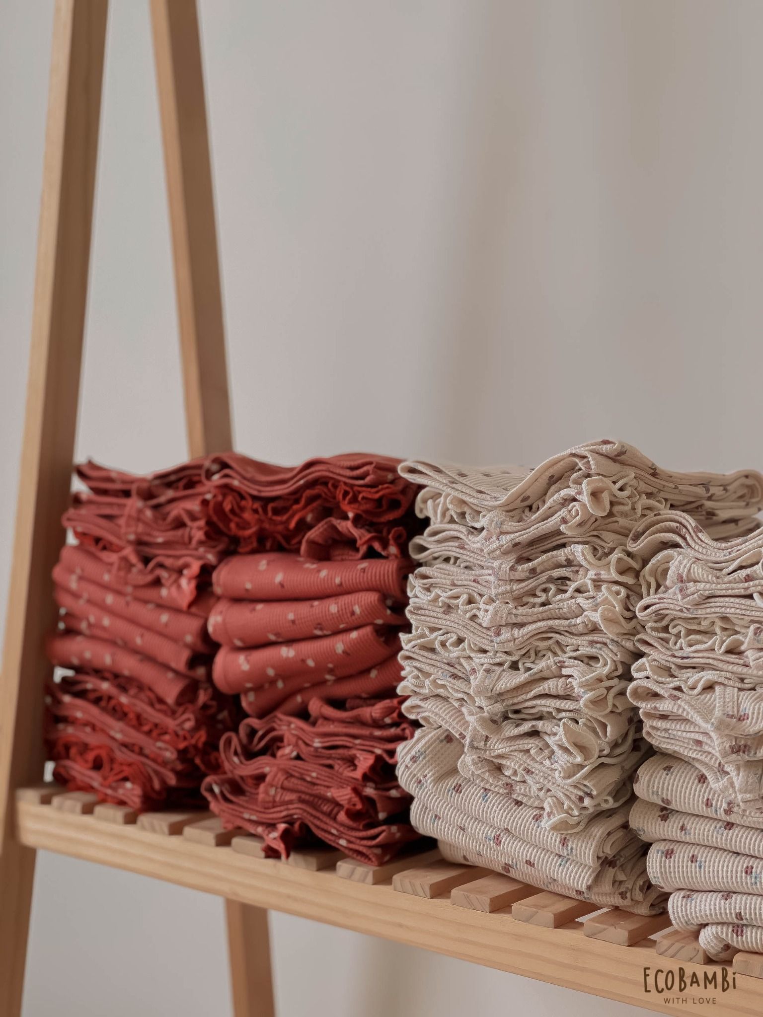 Bộ cotton thun Hàn bé gái TAY CÁNH TIÊN kiểu dệt Waffle hoa nhí Ecobambi