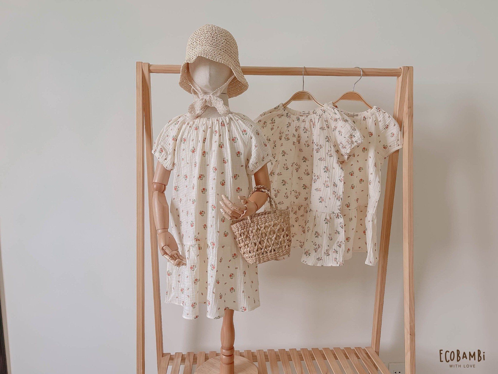 Đầm cotton muslin hoa cỏ mùa xuân dáng tay phồng