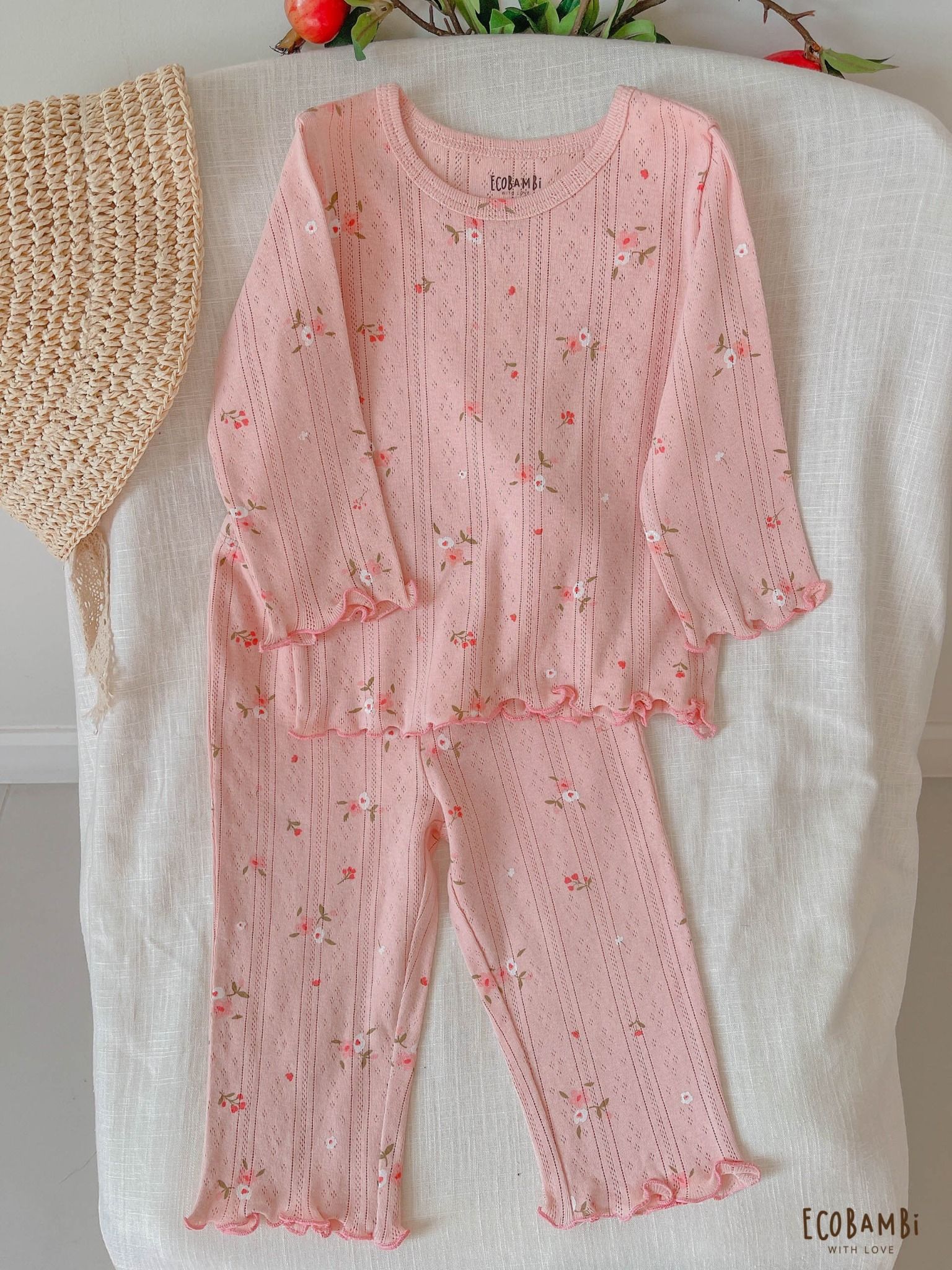 Bộ thun thông hơi cotton DÀI TAY cho bé, phong cách Hàn Quốc kiểu dệt Jacquard in hoạ tiết Ecobambi - 8935334000674