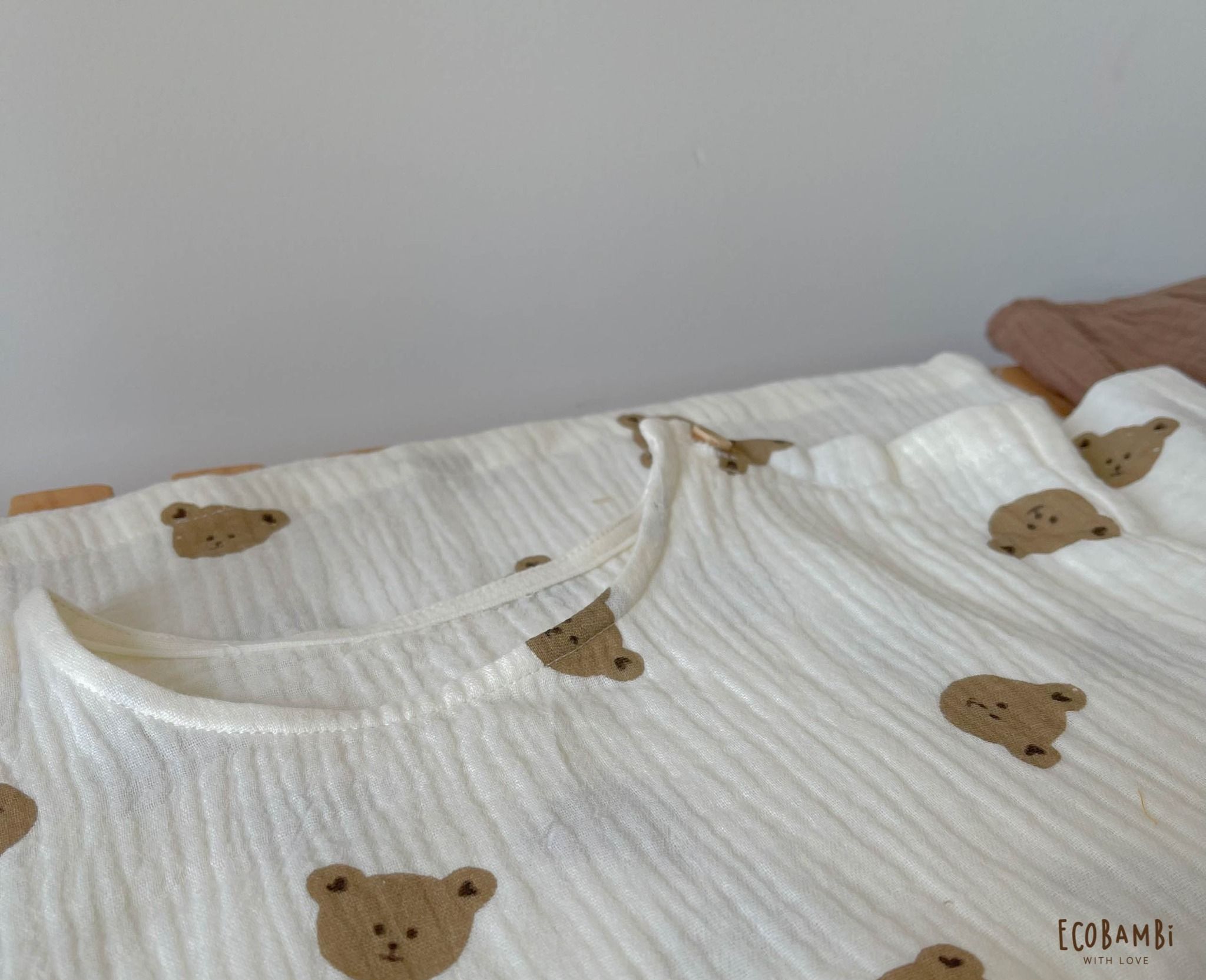 Áo UNISEX cotton Muslin TAY NGẮN phong cách Hàn Quốc năng động in hoạ tiết cho bé