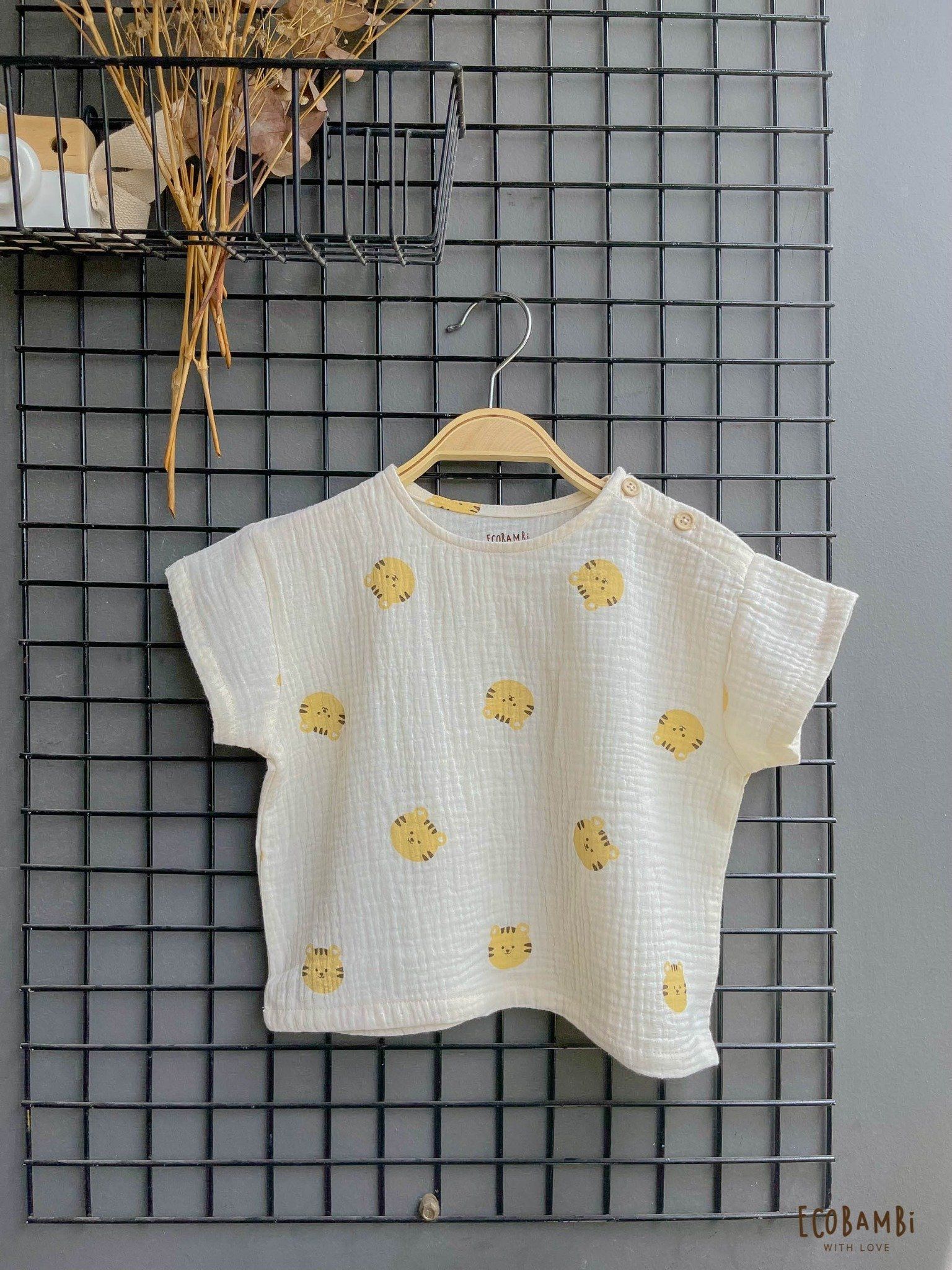 Áo UNISEX cotton Muslin TAY NGẮN phong cách Hàn Quốc năng động in hoạ tiết cho bé