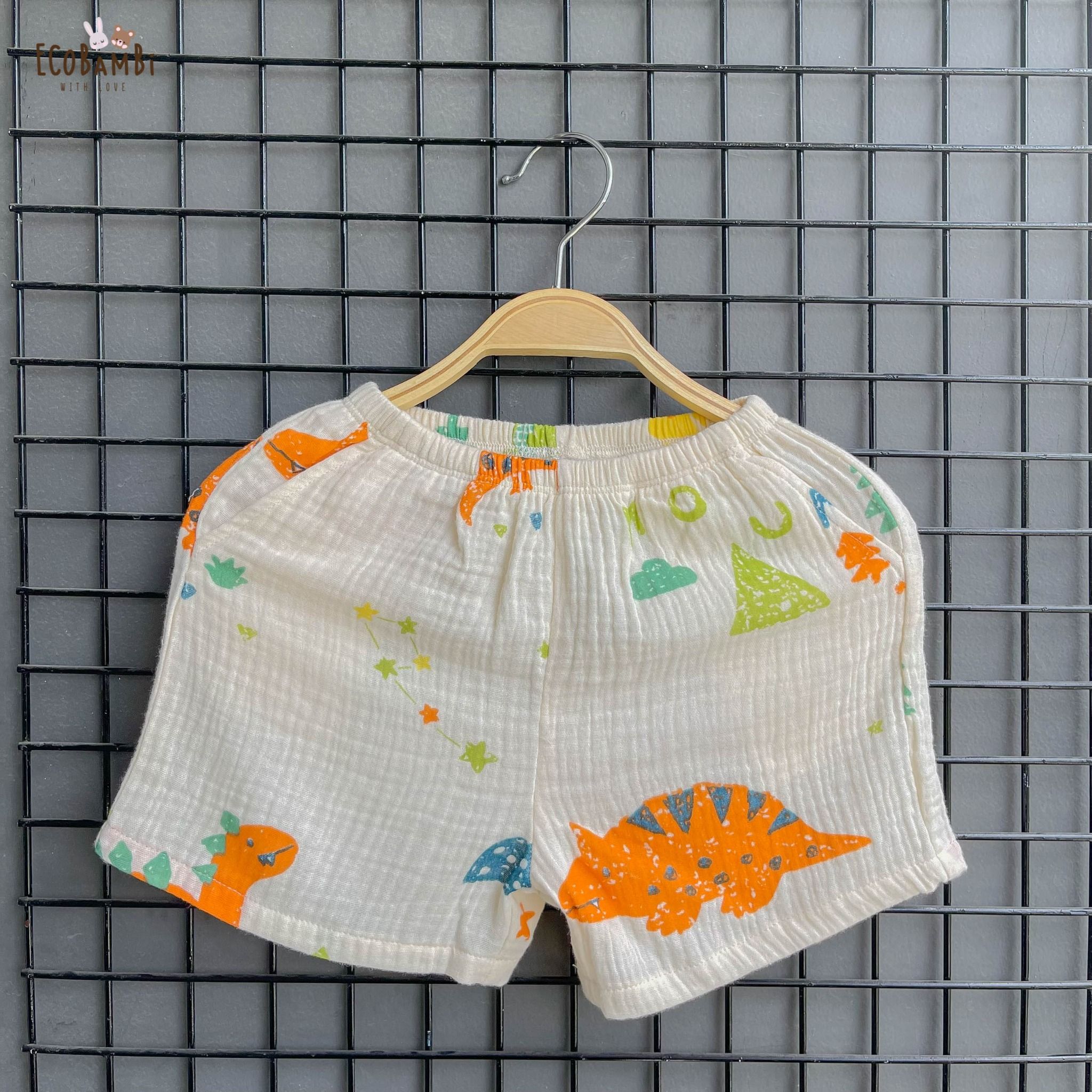 Quần short sọc caro cotton Muslin Unisex phong cách Hàn Quốc có thể phối nhiều kiểu áo cho bé ECOBAMBI