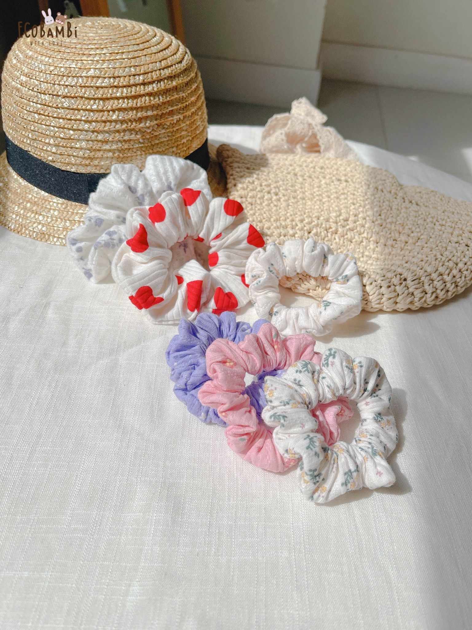 Scrunchies cotton thêu hoạ tiết - bản to