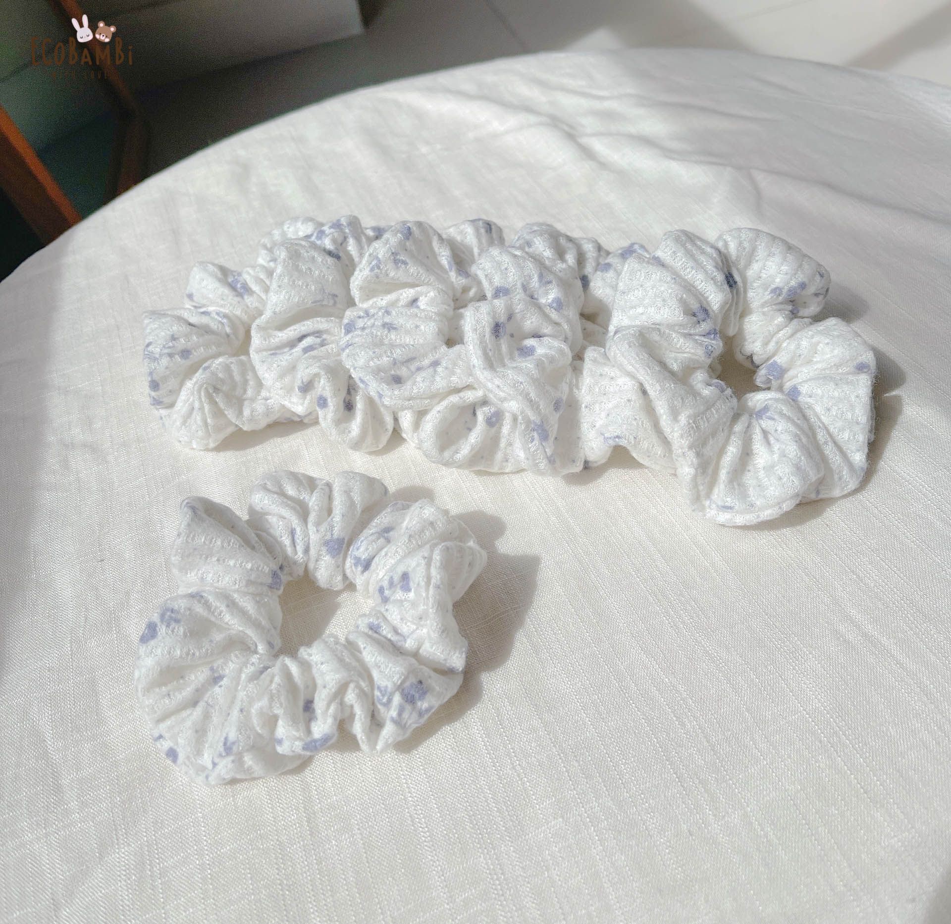 Scrunchies cotton thêu hoạ tiết - bản to