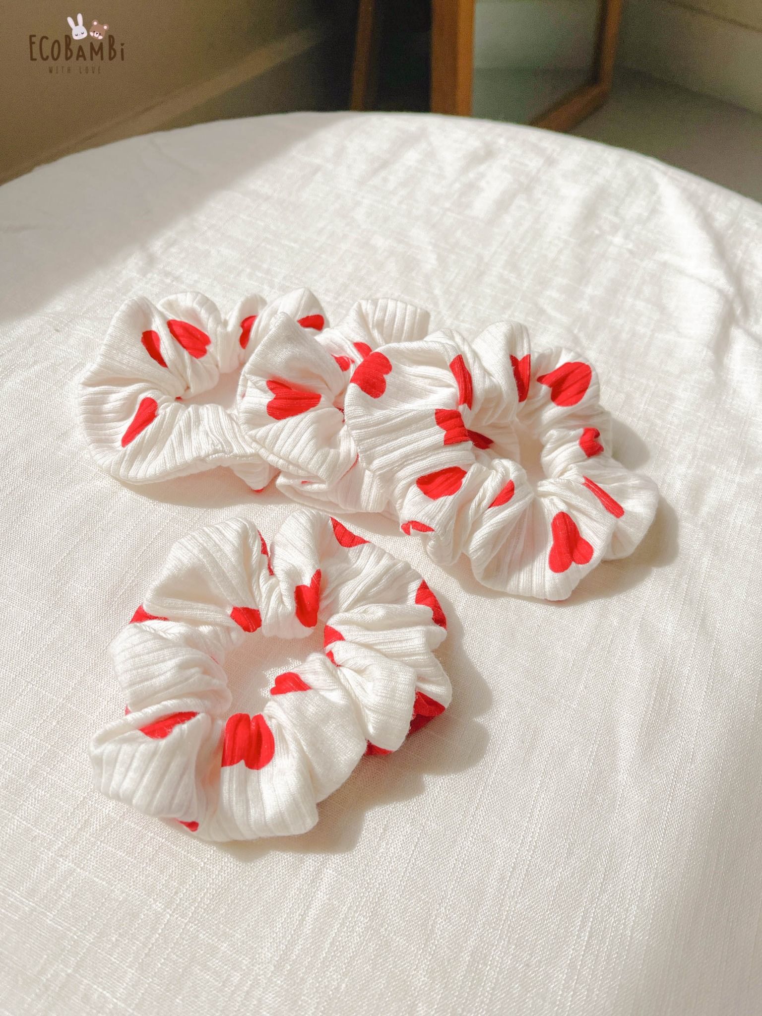 Scrunchies cotton thêu hoạ tiết - bản to
