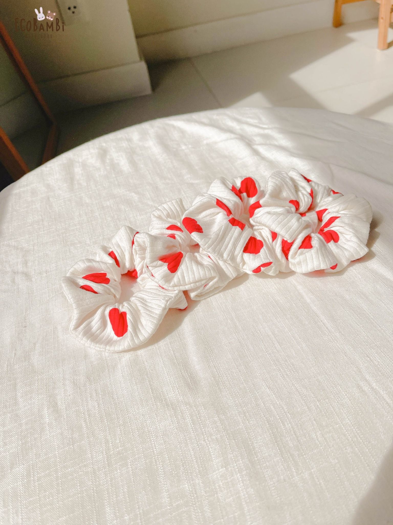 Scrunchies cotton thêu hoạ tiết - bản to