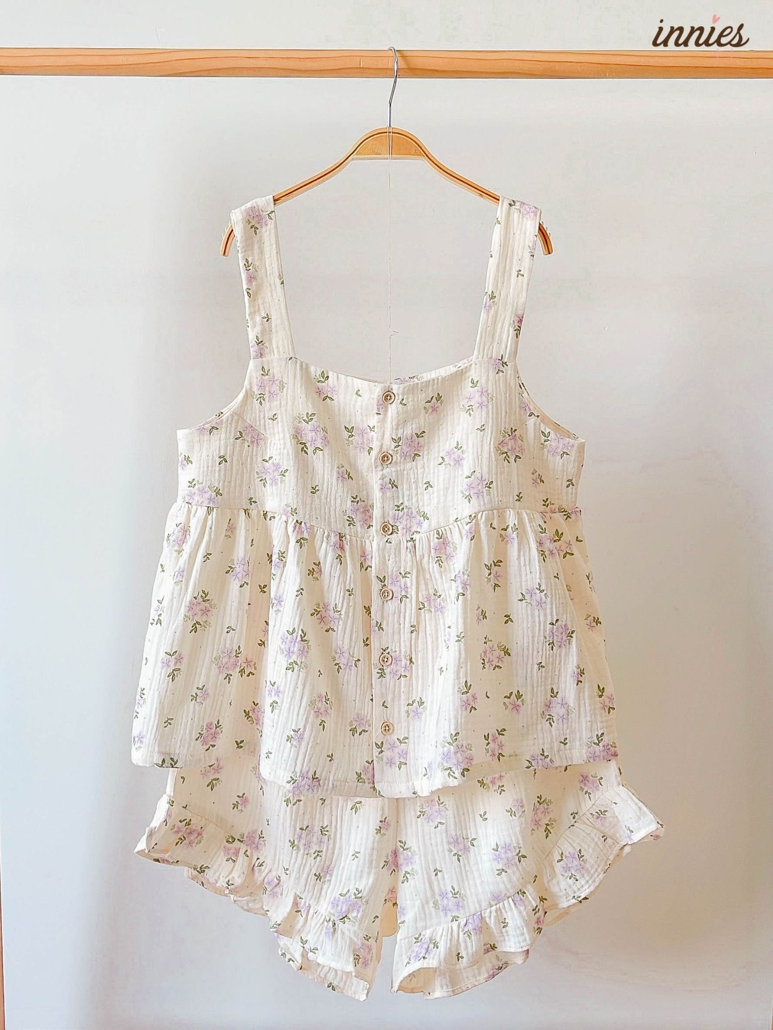 Bộ cotton muslin sát nách nút cài giữa - quần shorts bèo mặc nhà nữ Innies - IN-23BONU001 - 8935334000926